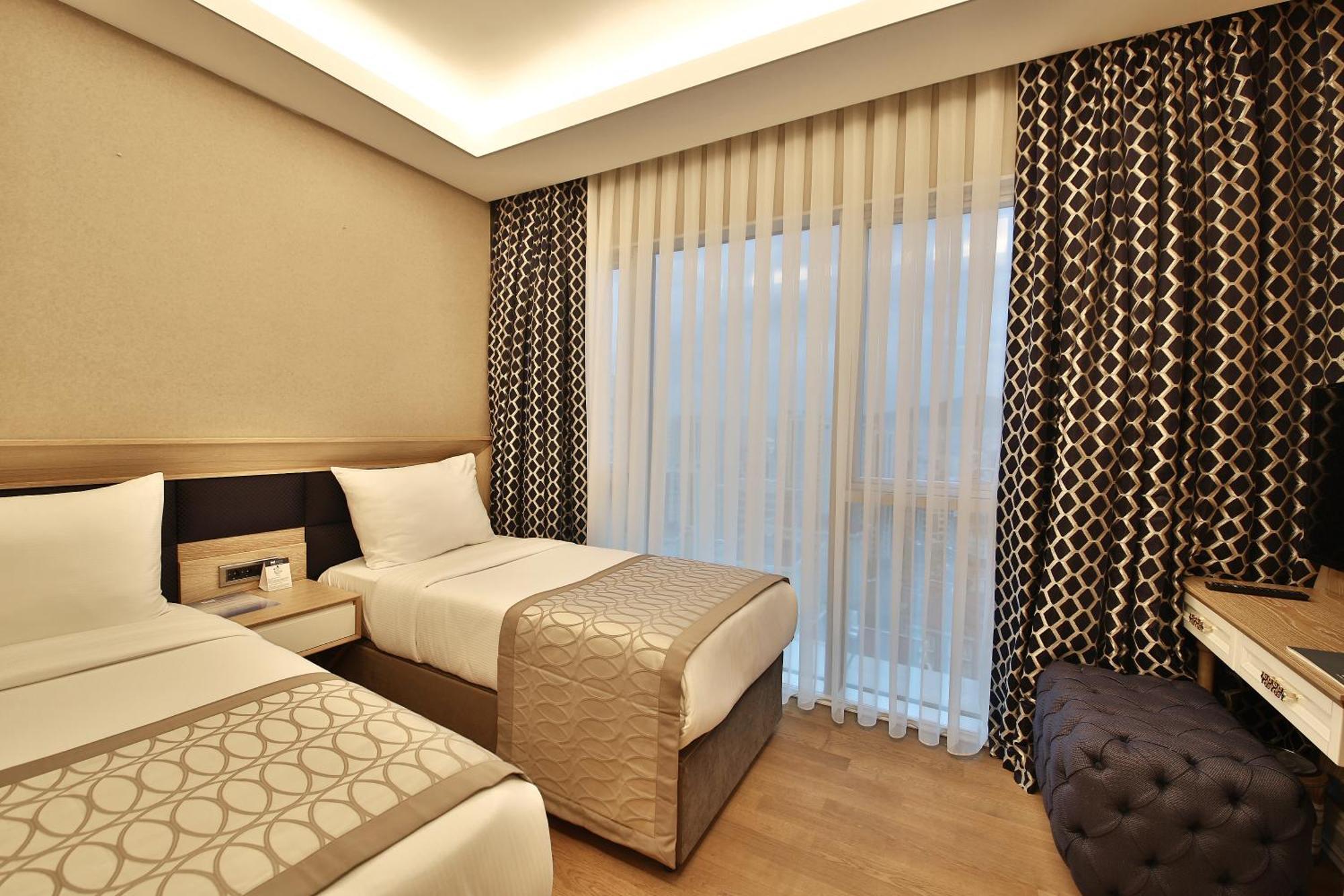 Bof Hotels Ceo Suites Atasehir Provincia di Provincia di Istanbul Esterno foto